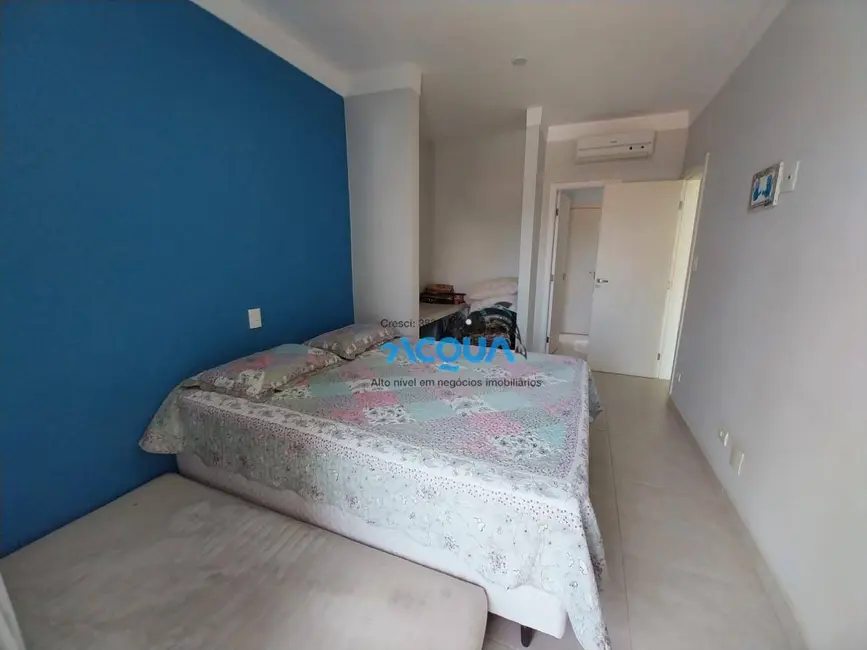 Sobrado com 5 quartos à venda, 300m2 em Guaruja - SP - imagem 7 Foto 7 de Sobrado com 5 quartos à venda, 300m2 em Guaruja - SP
