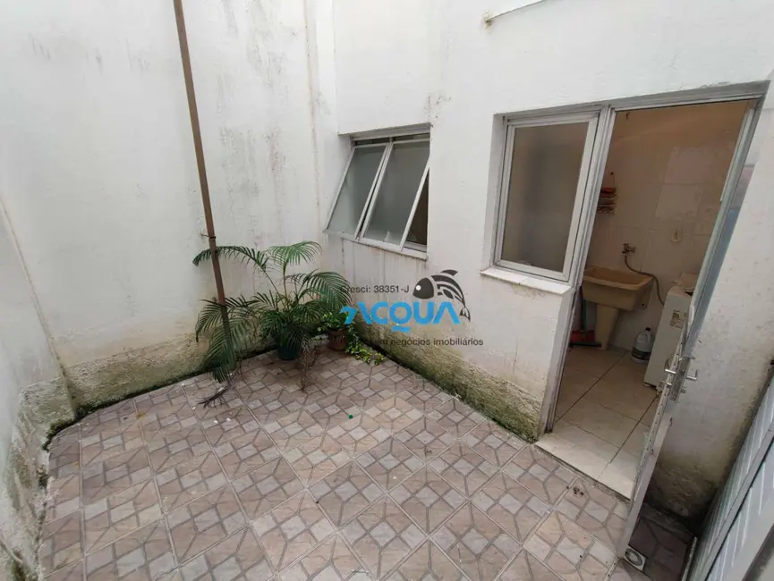 Foto 9 de Apartamento com 3 quartos à venda, 95m2 em Guaruja - SP