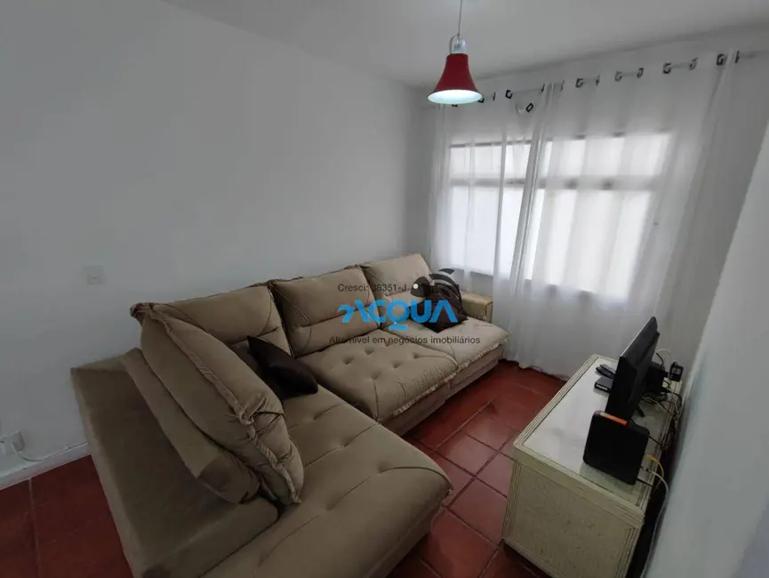 Apartamento com 2 quartos para alugar, 80m2 em Guaruja - SP - imagem 2 Foto 2 de Apartamento com 2 quartos para alugar, 80m2 em Guaruja - SP