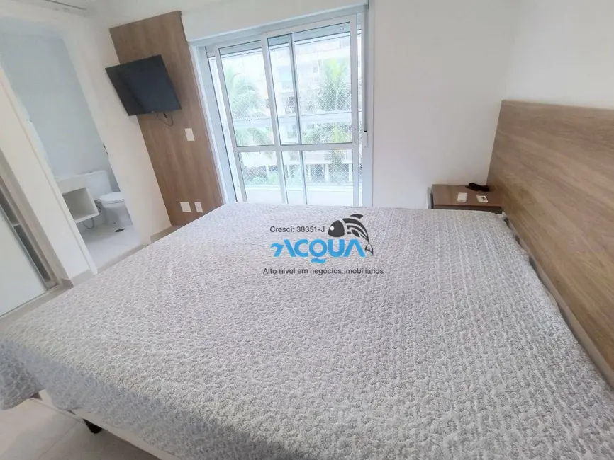 Foto 9 de Apartamento com 3 quartos à venda, 106m2 em Guaruja - SP