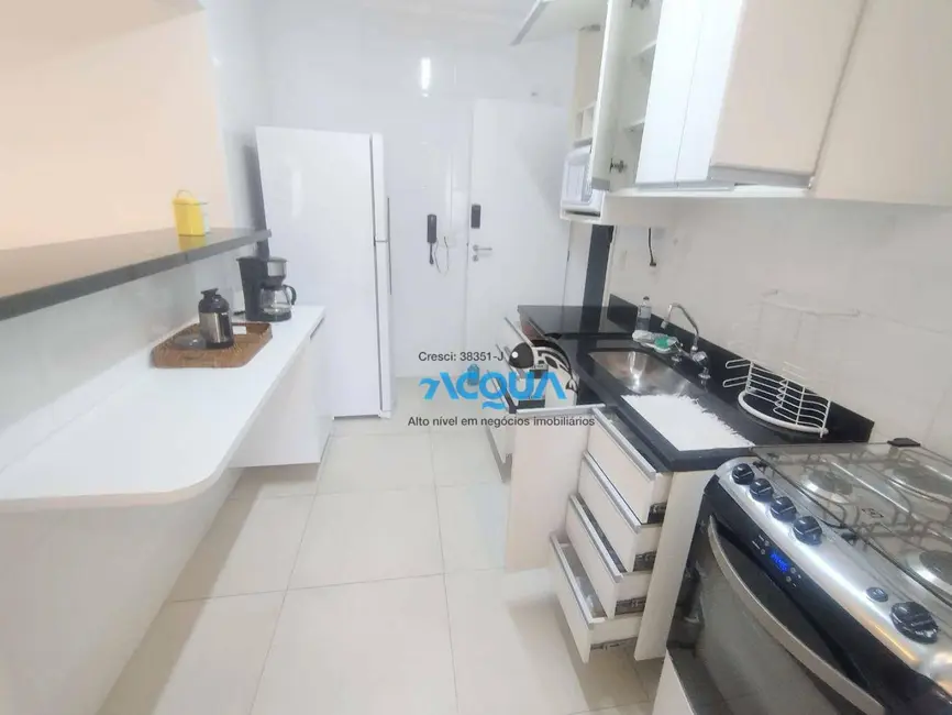 Foto 6 de Apartamento com 3 quartos à venda, 106m2 em Guaruja - SP