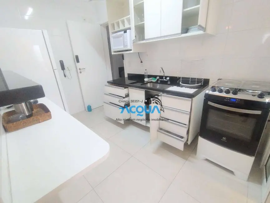 Foto 5 de Apartamento com 3 quartos à venda, 106m2 em Guaruja - SP