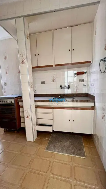 Foto 9 de Apartamento com 2 quartos à venda, 75m2 em Guaruja - SP