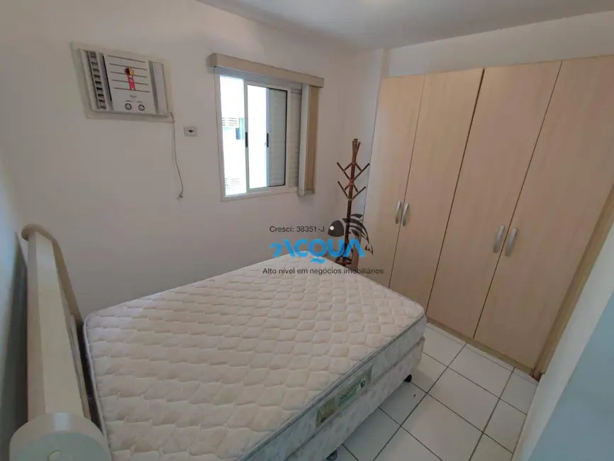 Foto 5 de Apartamento com 2 quartos à venda, 70m2 em Jardim Las Palmas, Guaruja - SP