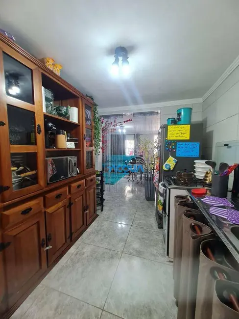 Foto 4 de Casa de Condomínio com 2 quartos à venda, 70m2 em Guaruja - SP