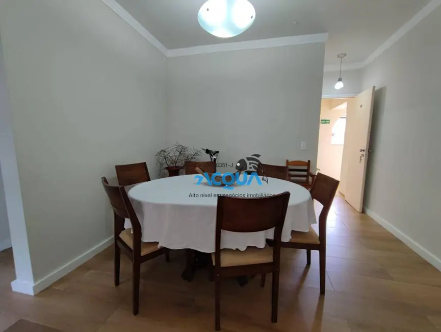 Apartamento com 2 quartos à venda em Jardim Três Marias, Guaruja - SP - imagem 3 Foto 3 de Apartamento com 2 quartos à venda em Jardim Três Marias, Guaruja - SP