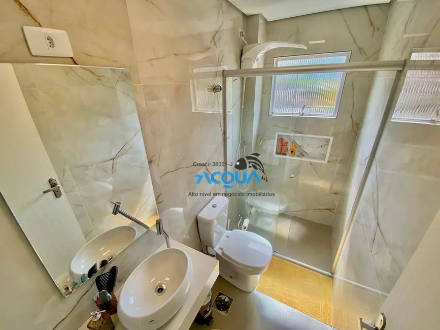 Foto 9 de Apartamento com 2 quartos à venda em Guaruja - SP