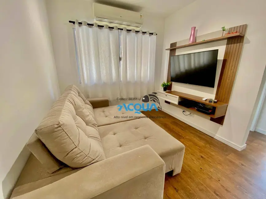 Foto 1 de Apartamento com 2 quartos à venda em Guaruja - SP