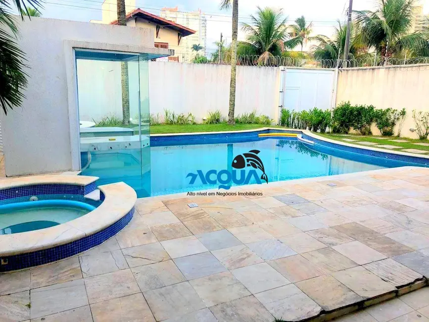 Casa com 6 quartos à venda, 500m2 em Jardim Virgínia, Guaruja - SP - imagem 2 Foto 2 de Casa com 6 quartos à venda, 500m2 em Jardim Virgínia, Guaruja - SP