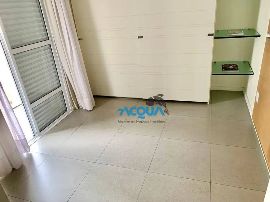 Cobertura com 3 quartos à venda e para alugar, 190m2 em Guaruja - SP - imagem 5 Foto 5 de Cobertura com 3 quartos à venda e para alugar, 190m2 em Guaruja - SP