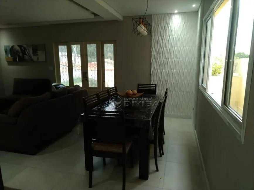 Foto 5 de Casa com 4 quartos à venda, 200m2 em Itupeva - SP