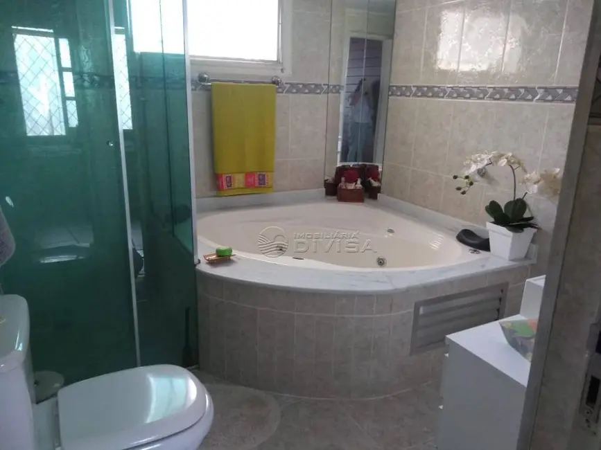 Chácara com 7 quartos à venda, 2000m2 em Itupeva - SP - imagem 4 Foto 4 de Chácara com 7 quartos à venda, 2000m2 em Itupeva - SP