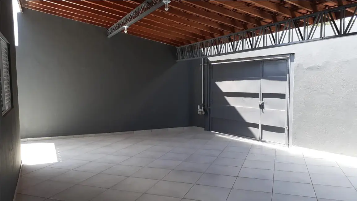 Foto 3 de Casa com 2 quartos à venda, 240m2 em Elias Fausto - SP