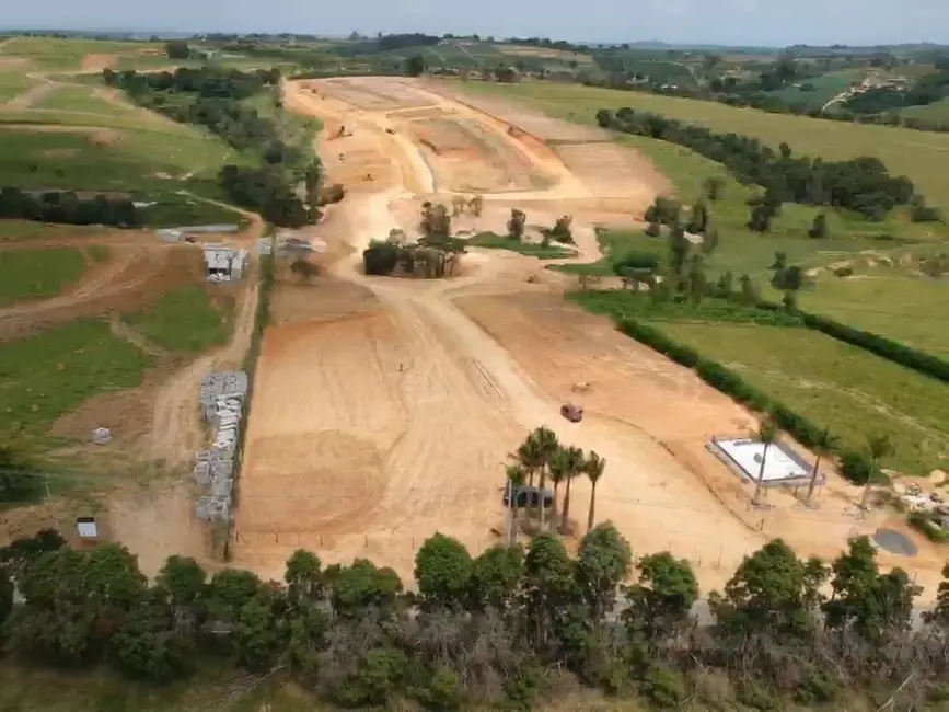 Foto 5 de Terreno / Lote à venda, 200m2 em Elias Fausto - SP