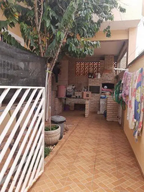 Foto 2 de Casa com 2 quartos à venda, 250m2 em Itupeva - SP