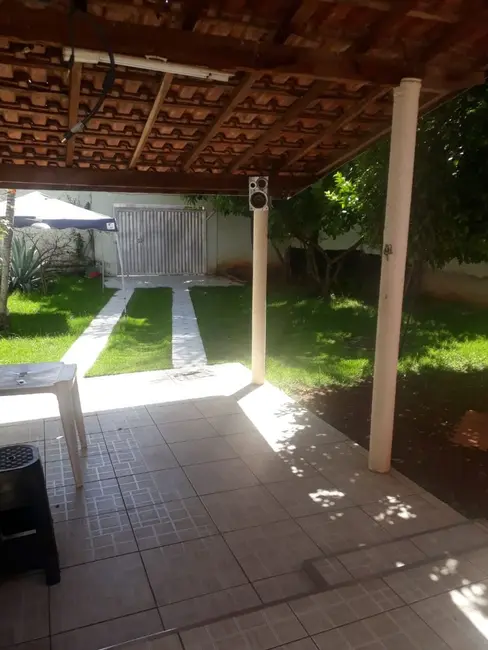 Foto 2 de Casa com 3 quartos à venda, 250m2 em Jardim Morada do Sol, Indaiatuba - SP
