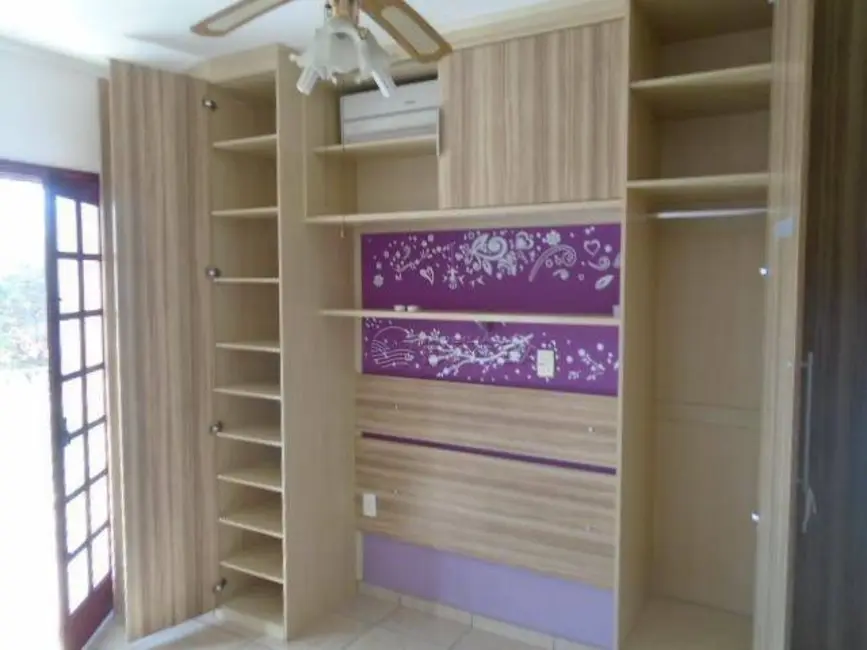 Casa com 3 quartos à venda, 300m2 em Itupeva - SP - imagem 8 Foto 8 de Casa com 3 quartos à venda, 300m2 em Itupeva - SP