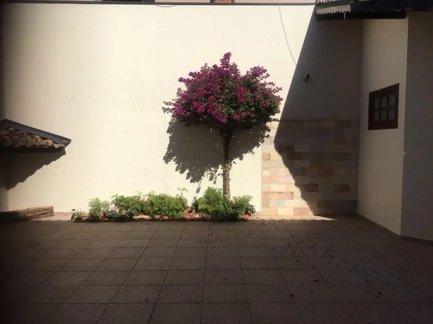 Casa com 3 quartos à venda, 300m2 em Itupeva - SP - imagem 9 Foto 9 de Casa com 3 quartos à venda, 300m2 em Itupeva - SP