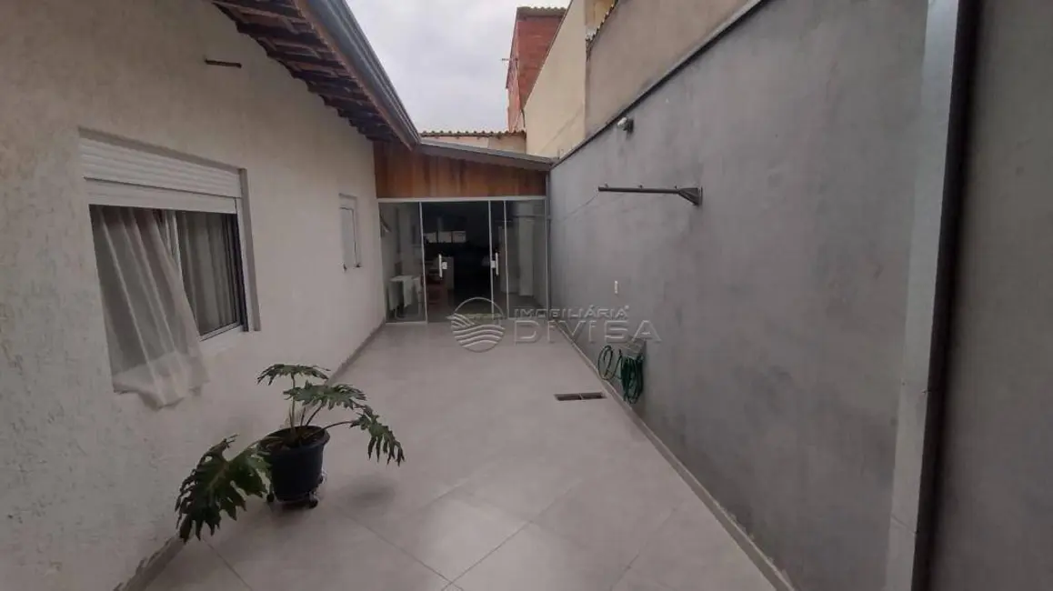 Foto 9 de Casa com 3 quartos à venda, 175m2 em Jundiai - SP