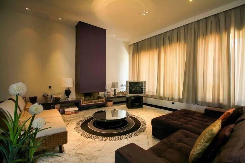 Foto 3 de Casa de Condomínio com 5 quartos à venda, 2250m2 em Cabreuva - SP