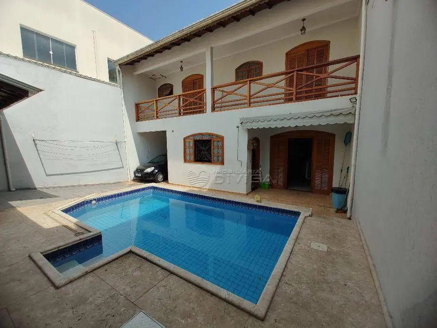 Foto 1 de Casa com 3 quartos à venda, 300m2 em Itupeva - SP