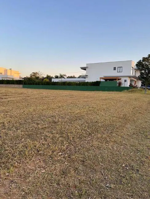 Foto 3 de Terreno / Lote à venda, 1000m2 em Cabreuva - SP