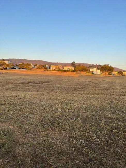 Foto 2 de Terreno / Lote à venda, 1000m2 em Cabreuva - SP