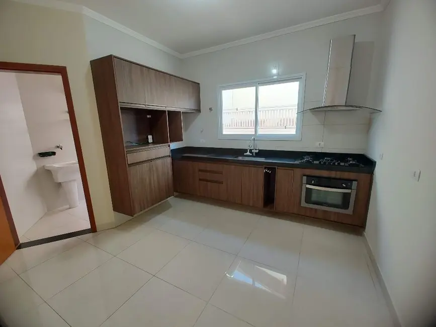 Foto 1 de Casa com 3 quartos à venda, 250m2 em Itupeva - SP