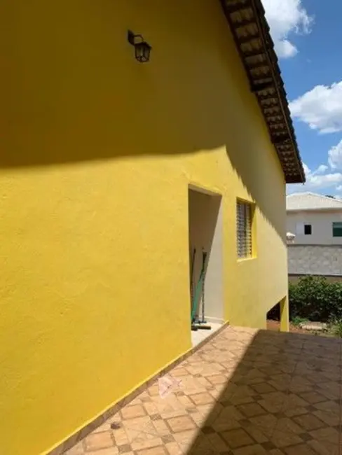 Foto 2 de Casa com 3 quartos à venda, 250m2 em Itupeva - SP