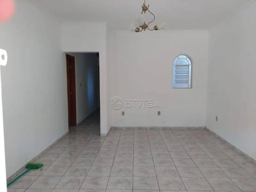 Foto 2 de Casa com 2 quartos à venda, 300m2 em Itupeva - SP