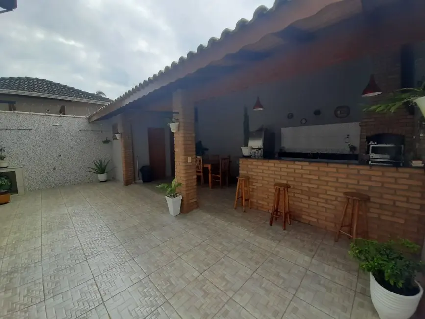 Casa com 3 quartos à venda, 200m2 em Itupeva - SP - imagem 9 Foto 9 de Casa com 3 quartos à venda, 200m2 em Itupeva - SP