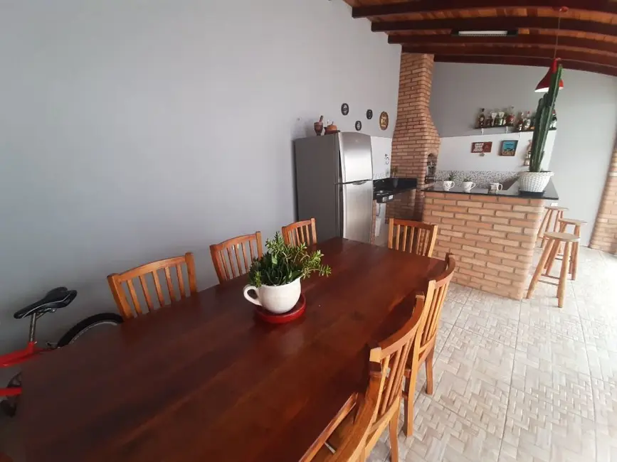 Casa com 3 quartos à venda, 200m2 em Itupeva - SP - imagem 8 Foto 8 de Casa com 3 quartos à venda, 200m2 em Itupeva - SP