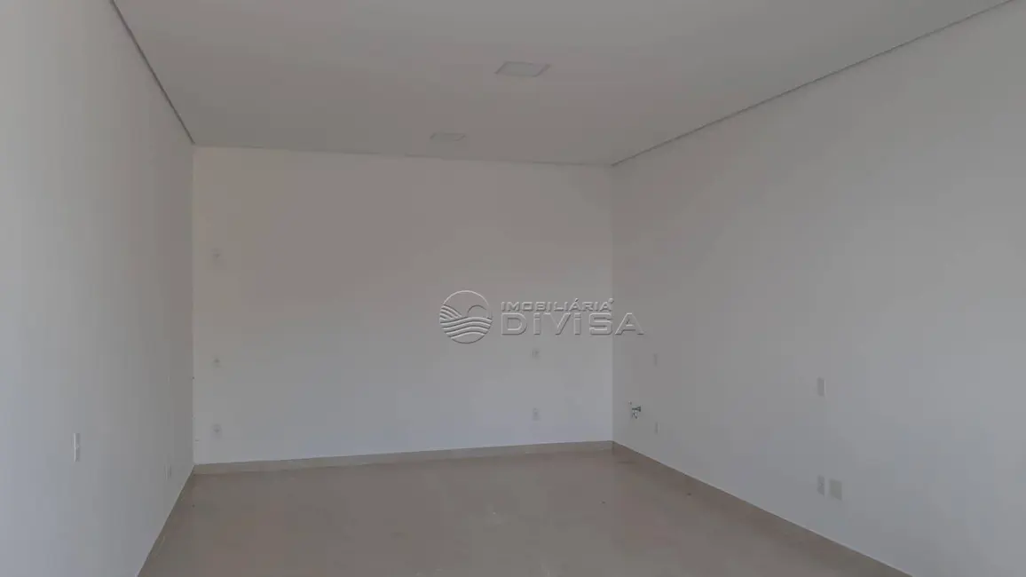 Foto 6 de Sala Comercial para alugar, 36m2 em Elias Fausto - SP