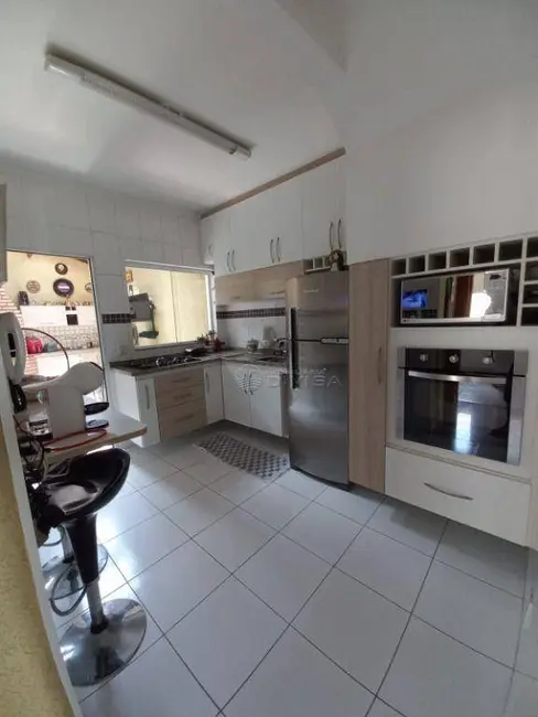 Foto 6 de Sobrado com 3 quartos à venda, 190m2 em Jardim Sarapiranga, Jundiai - SP