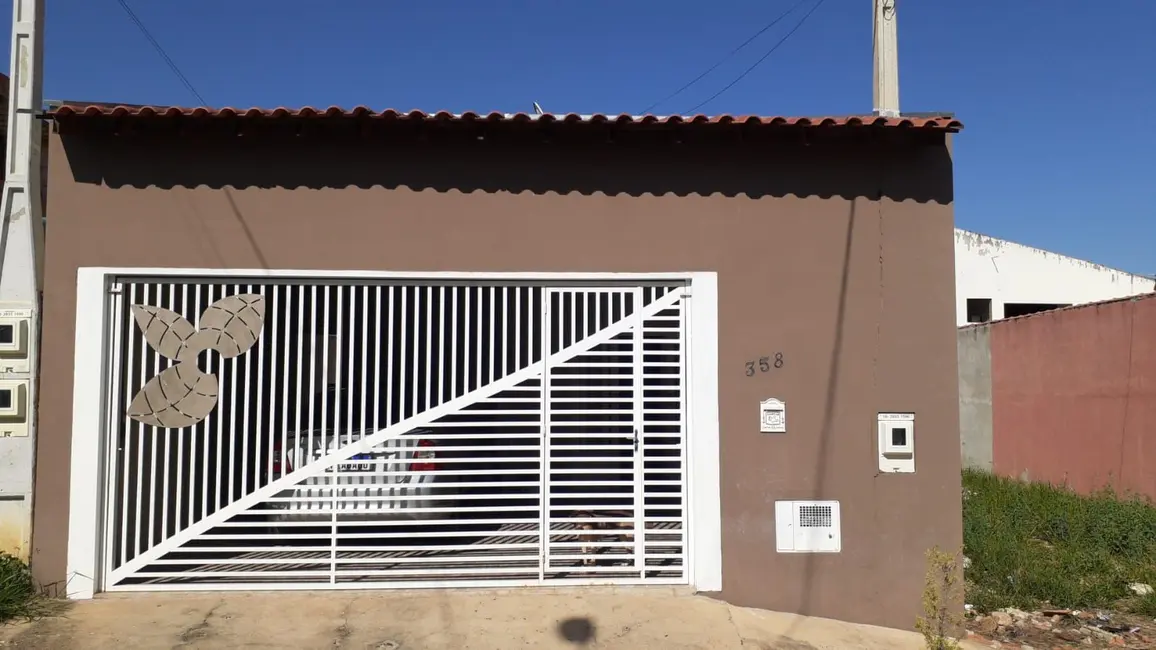 Foto 2 de Casa com 2 quartos à venda, 175m2 em Elias Fausto - SP