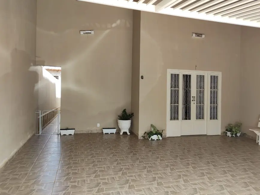 Foto 4 de Casa com 2 quartos à venda, 175m2 em Elias Fausto - SP