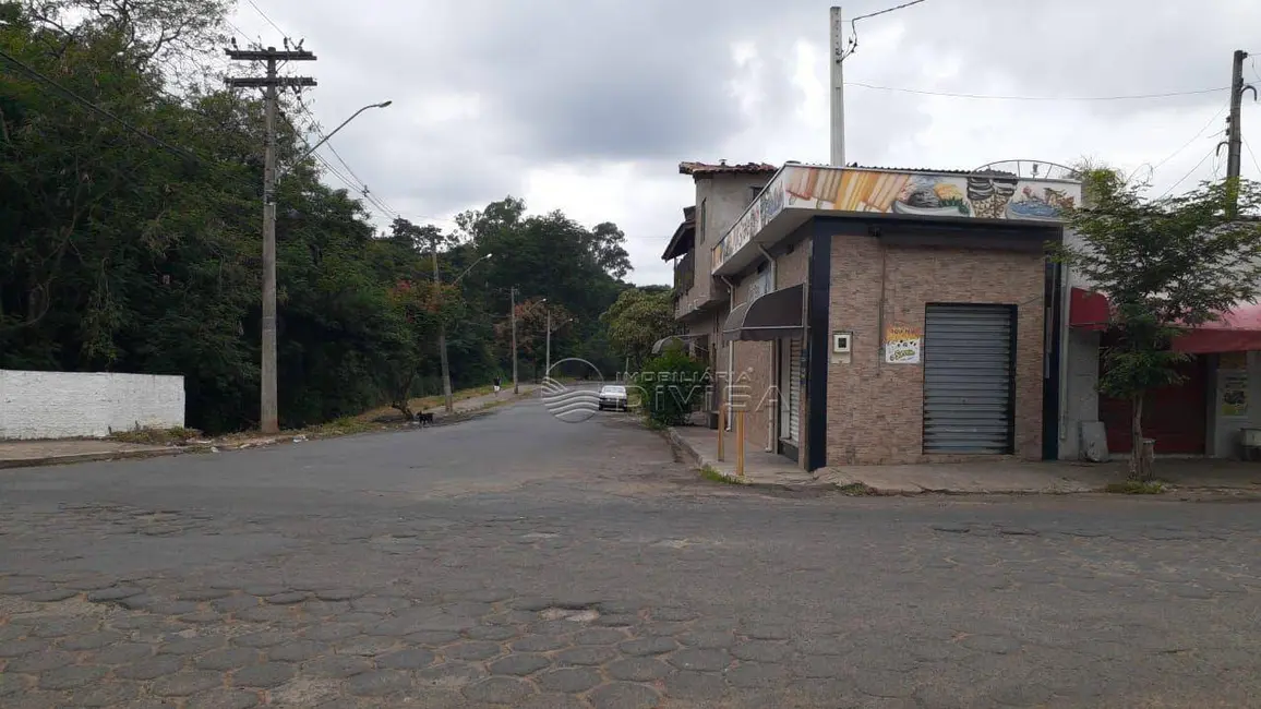 Sobrado com 2 quartos à venda, 432m2 em Elias Fausto - SP - imagem 4 Foto 4 de Sobrado com 2 quartos à venda, 432m2 em Elias Fausto - SP