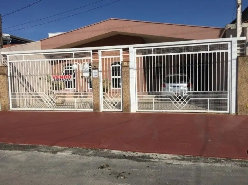 Foto 1 de Casa com 2 quartos à venda, 250m2 em Itupeva - SP