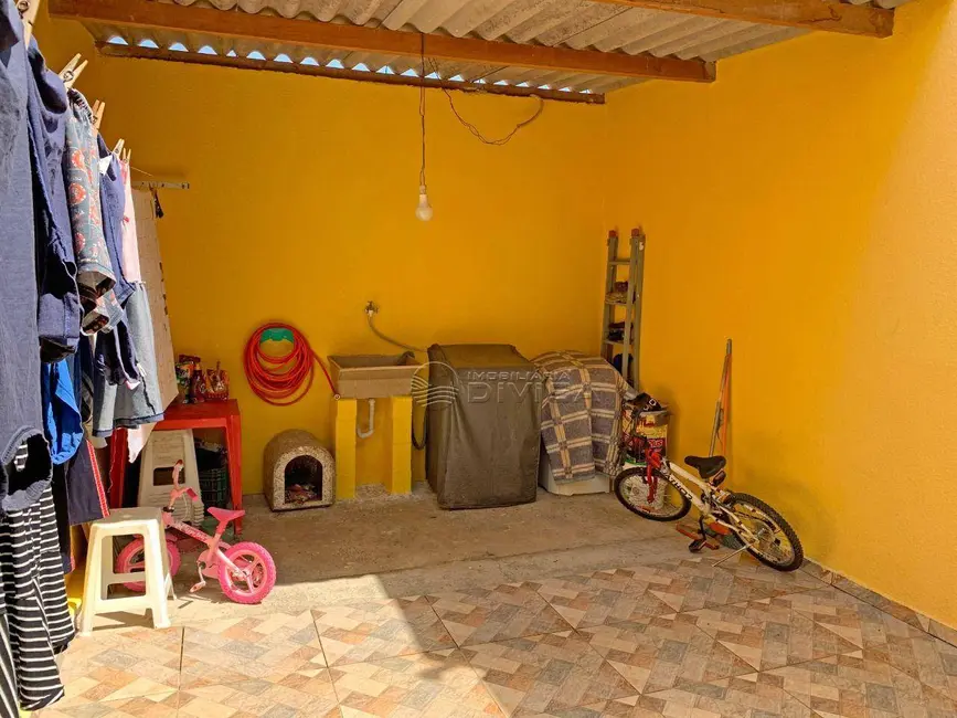 Foto 2 de Casa com 3 quartos à venda, 180m2 em Jardim Nair Maria, Salto - SP