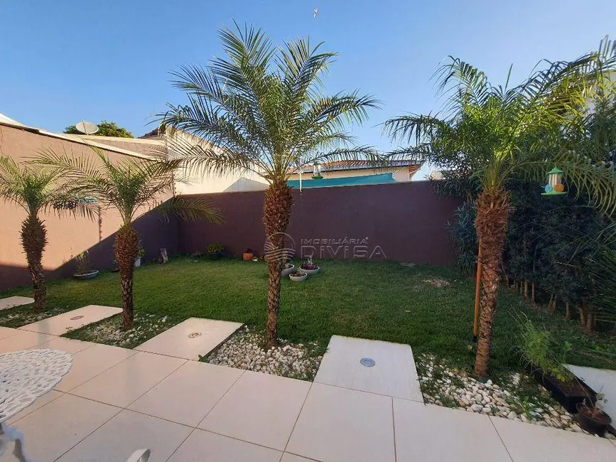 Foto 1 de Casa com 3 quartos à venda e para alugar, 250m2 em Itupeva - SP