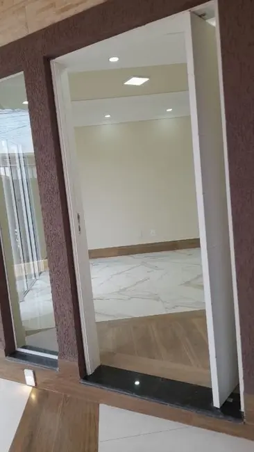 Casa com 3 quartos à venda e para alugar, 250m2 em Itupeva - SP - imagem 5 Foto 5 de Casa com 3 quartos à venda e para alugar, 250m2 em Itupeva - SP