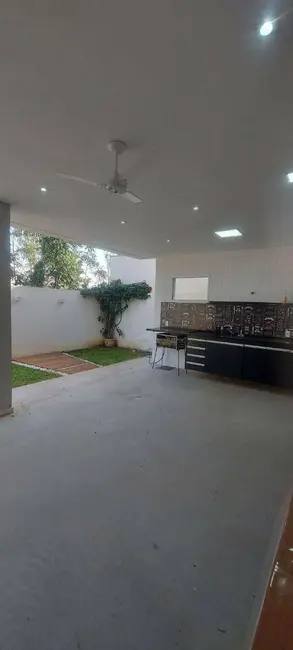 Foto 8 de Casa de Condomínio com 3 quartos à venda, 315m2 em Residencial Central Parque, Salto - SP