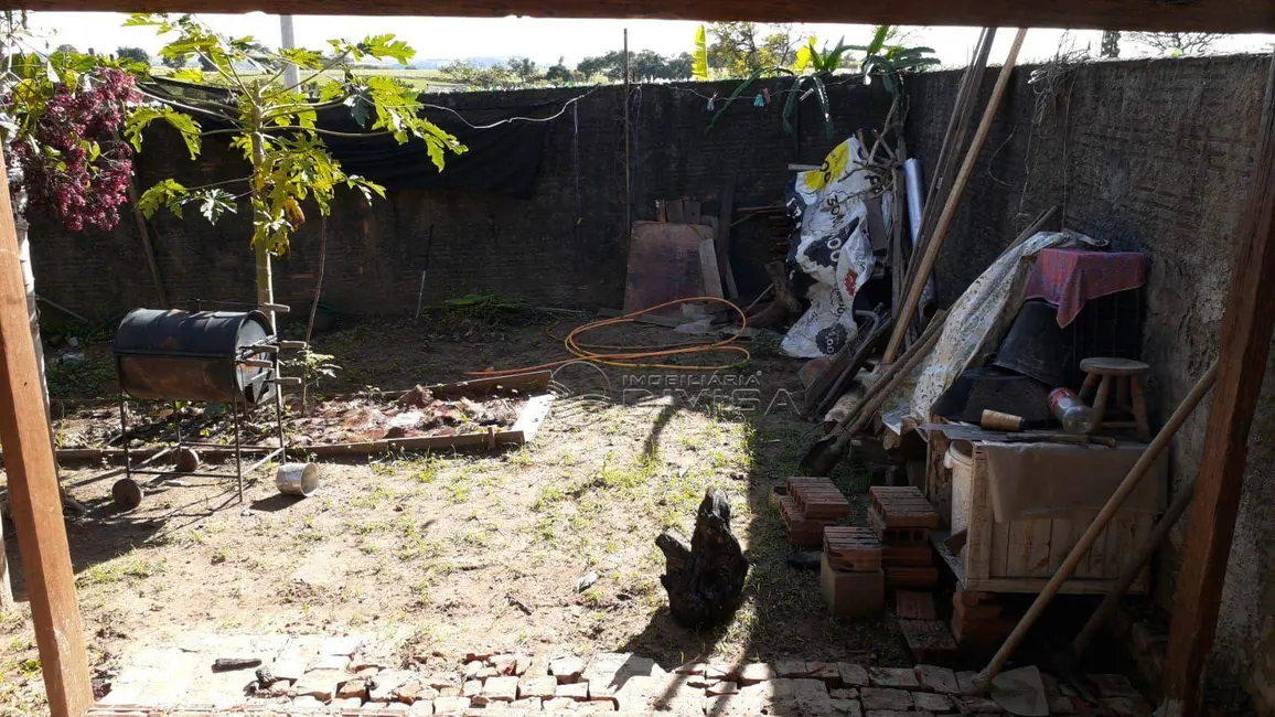 Chácara com 3 quartos à venda, 1040m2 em Elias Fausto - SP - imagem 9 Foto 9 de Chácara com 3 quartos à venda, 1040m2 em Elias Fausto - SP