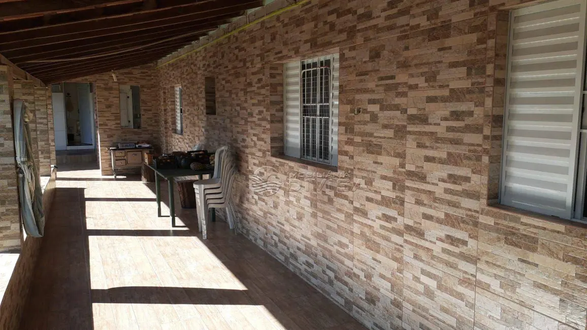 Chácara com 3 quartos à venda, 1040m2 em Elias Fausto - SP - imagem 6 Foto 6 de Chácara com 3 quartos à venda, 1040m2 em Elias Fausto - SP