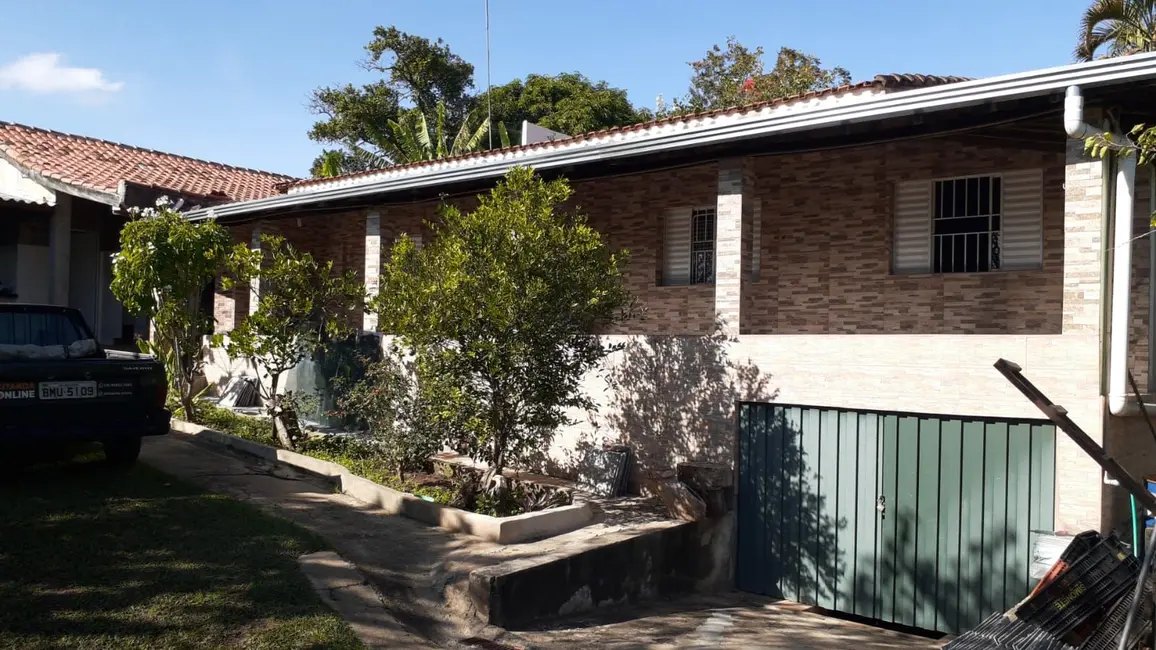 Chácara com 3 quartos à venda, 1040m2 em Elias Fausto - SP - imagem 2 Foto 2 de Chácara com 3 quartos à venda, 1040m2 em Elias Fausto - SP