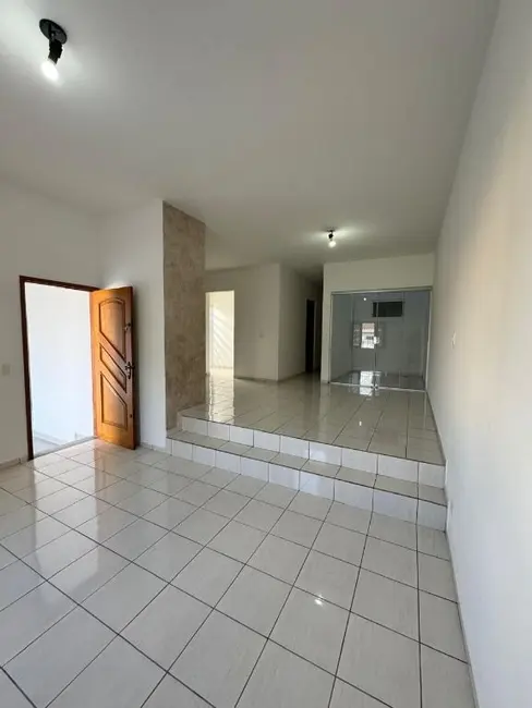 Foto 2 de Casa com 3 quartos à venda, 200m2 em Itupeva - SP