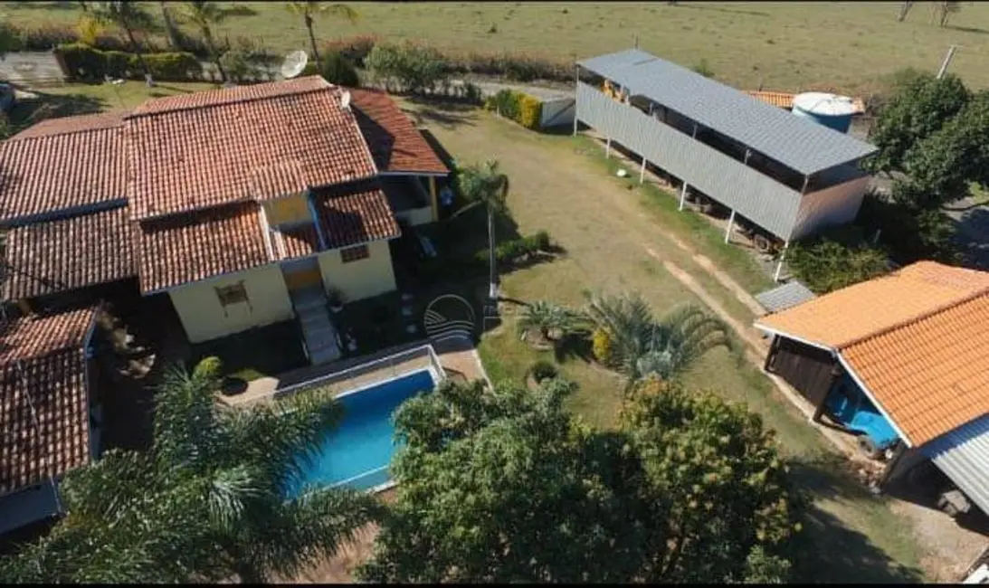 Foto 2 de Sítio / Rancho com 3 quartos à venda, 20000m2 em Capivari - SP