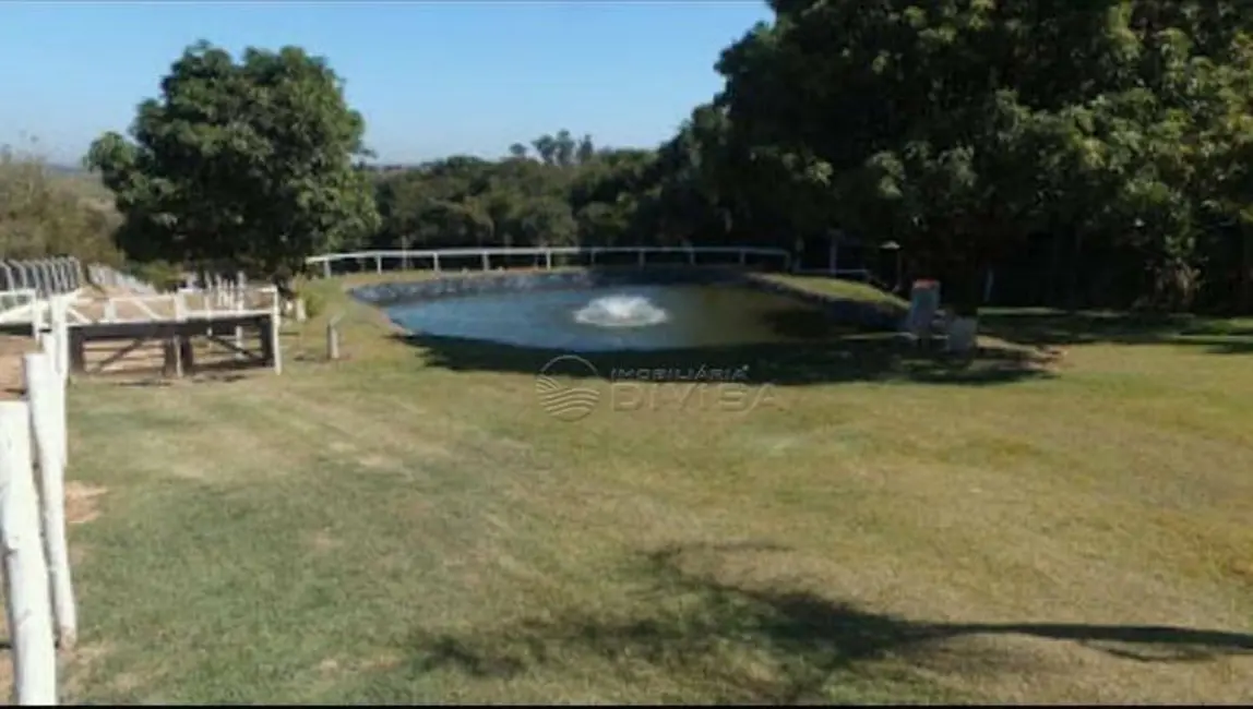 Foto 5 de Sítio / Rancho com 3 quartos à venda, 20000m2 em Capivari - SP