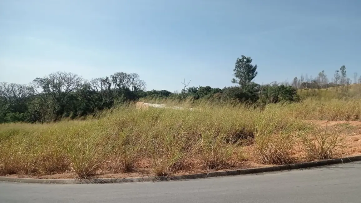 Foto 1 de Terreno / Lote à venda, 255m2 em Itupeva - SP