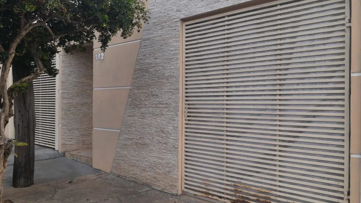 Casa com 2 quartos à venda, 347m2 em Centro, Elias Fausto - SP - imagem 6 Foto 6 de Casa com 2 quartos à venda, 347m2 em Centro, Elias Fausto - SP